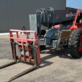2018 Skyjack SJ1056 TH telehandler