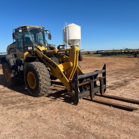2016 Komatsu WA270-8 Wheel Loader WAttachments
