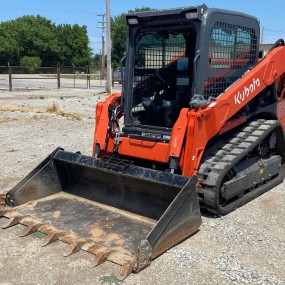 2021 Kubota SVL65-2  tracked skid steer loader