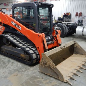 2019 Kubota SVL95-2S tracked skid steer loader