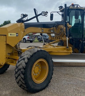 2010 Caterpillar 140M motor grader