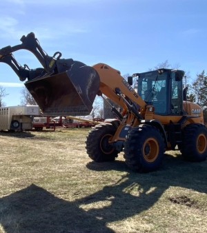 2015 Case 521F XR Wheel Loader W2.5yd Bucket & Grab-Tech Grapple