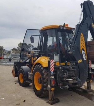 2015 MST 642 SERIES BACKHOE