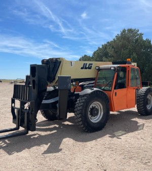2013 JLG G1055A 4x4x4