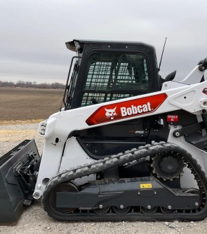 2021 Bobcat T76 R-Series Compact Track Loader