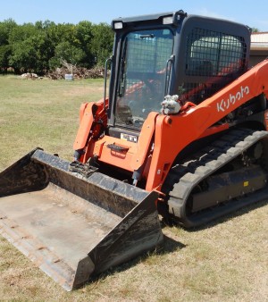 2021 Kubota SVL75-2  tracked skid steer loader