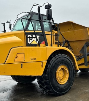 2015 Caterpillar 745C haul truck