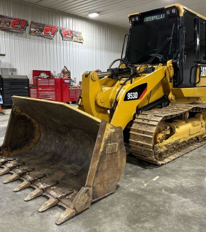 2016 Caterpillar 953D track loader