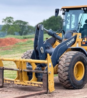 2022 John Deere 544 P-Tier wheel loader
