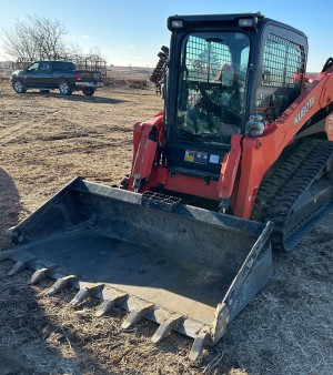 2019 Kubota SVL95-2S tracked skid steer loader