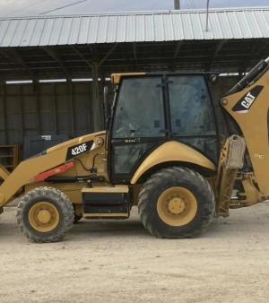 2014 Caterpillar 420F Backhoe