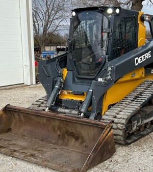 2019 John Deere 333G  tracked skid steer loader