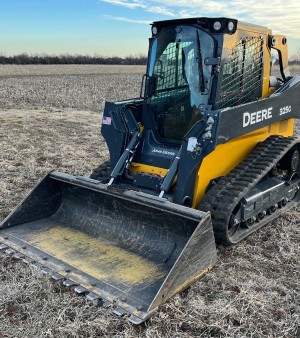 2019 John Deere 325G tracked skid steer loader