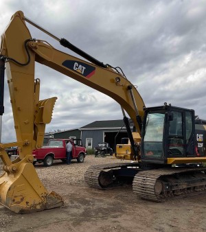2017 Caterpillar 320FL Excavator