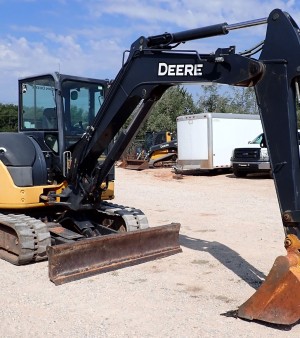 2016 John Deere 60G mini excavator