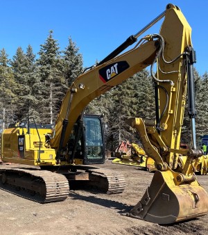 2015 Caterpillar 323FL excavator