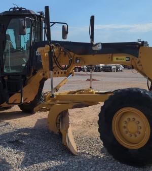 2013 Caterpillar 12M2 VHP Plus motor grader