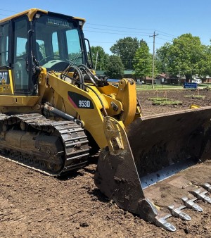 2016 Caterpillar 953D track loader