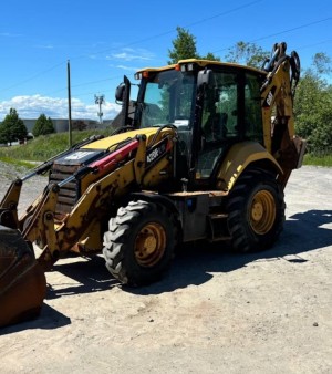 2016 Caterpillar 420F2 IT 4WD Backhoe