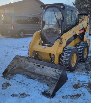 2021 Caterpillar 242D3 skid steer loader