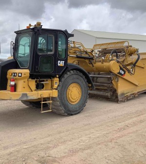 2017 Caterpillar 623K Self Propelled Elevating Scraper