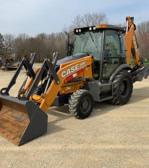 2018 Case 580 Super N 4x4 Loader Backhoe WExtendahoe