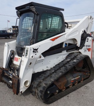 2019 Bobcat T870 tracked skid steer loader