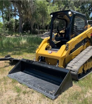 2022 Caterpillar 299D3 Skid Steer Track Loader