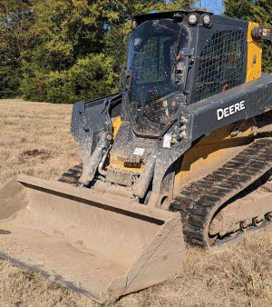 2021 John Deere 331G tracked skid steer loader