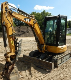2017 Caterpillar 303.5 E2  mini excavator