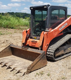 2013 Kubota SVL75 skid steer 2