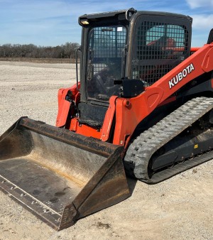 2021 Kubota SVL95-2s tracked skid steer loader