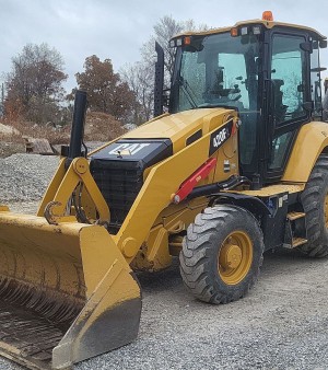 2018 Caterpillar 420F2 backhoe