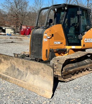 2018 Case 750M dozer