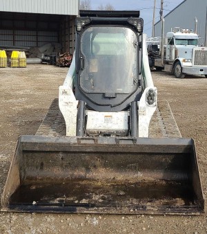 2019 Bobcat T770 tracked skid steer loader