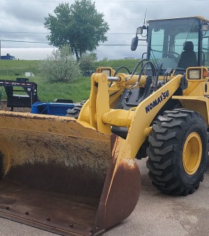 2005 Komatsu WA320 wheel loader