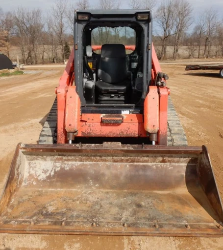 2014 Kubota SVL90-2 tracked skid steer loader