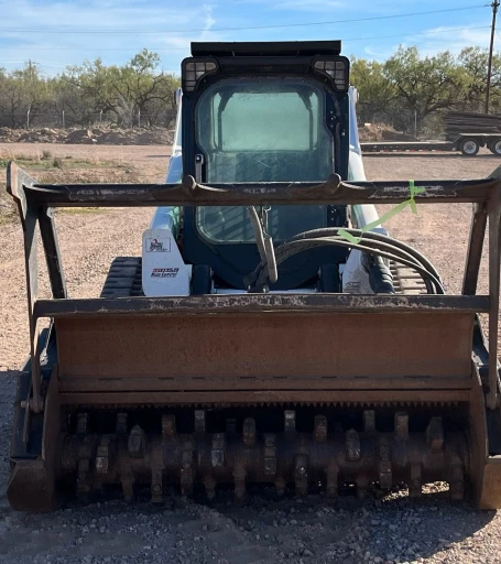 2018 Bobcat T870 tracked skid steer loader