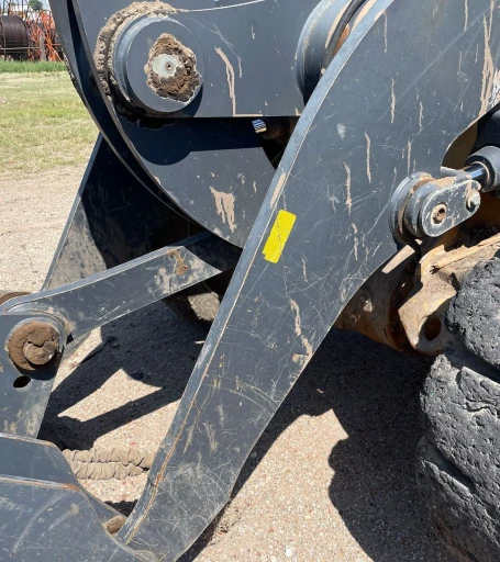 2013 John Deere 624K wheel loader