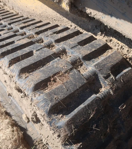 2021 John Deere 331G tracked skid steer loader