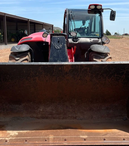 2017 Manitou MLT840 telehandler