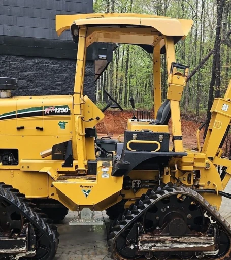 2014 Vermeer RTX1250 cable plow