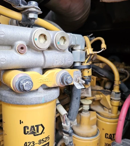 2015 Caterpillar 963D track loader