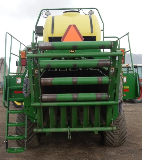 2016 John Deere L340 square baler