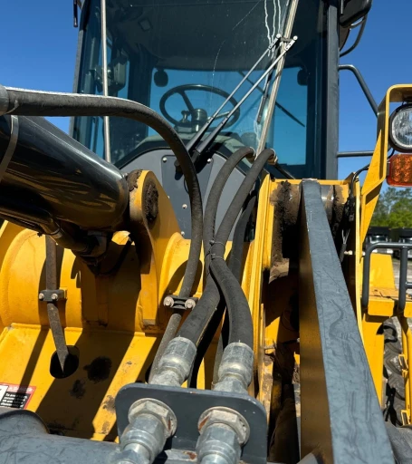 2014 John Deere 624K wheel loader