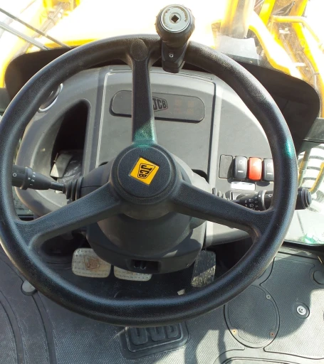 2016 JCB 3CX-15 backhoe