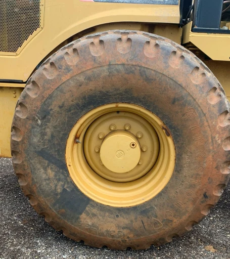 2008 Caterpillar CS56 single drum vibratory roller