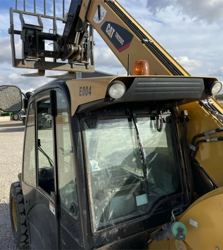2015 Caterpillar TH255C Telehandler