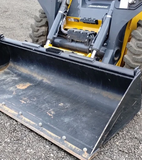 2022 John Deere 330G skid steer loader