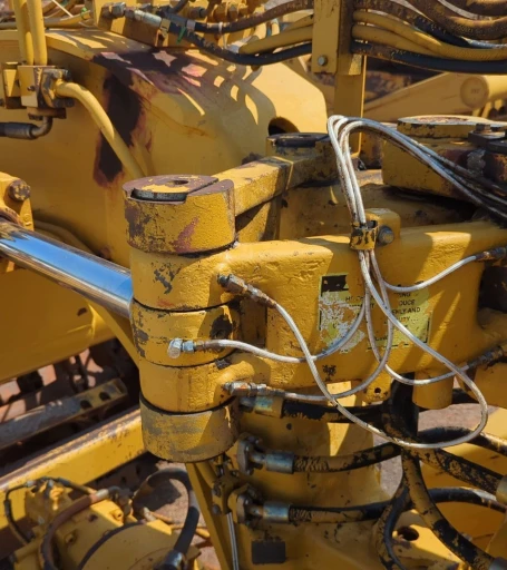 1995 Caterpillar 623F Elevating Scraper